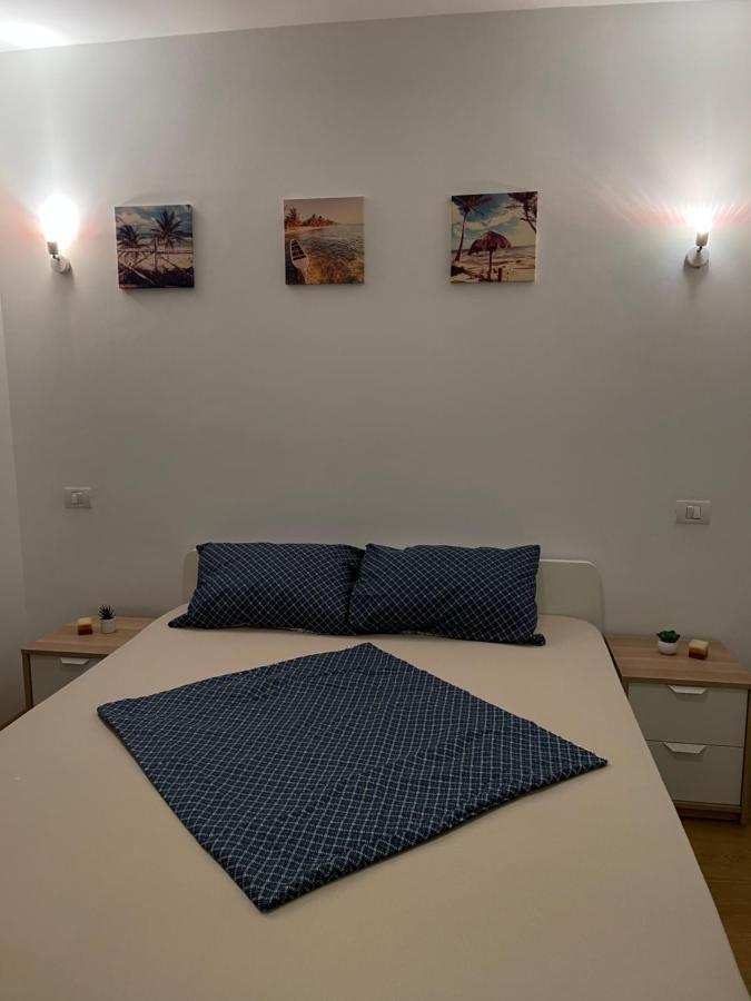 Energy Luxury Apartment Near Presidential Palace Bukares Bagian luar foto