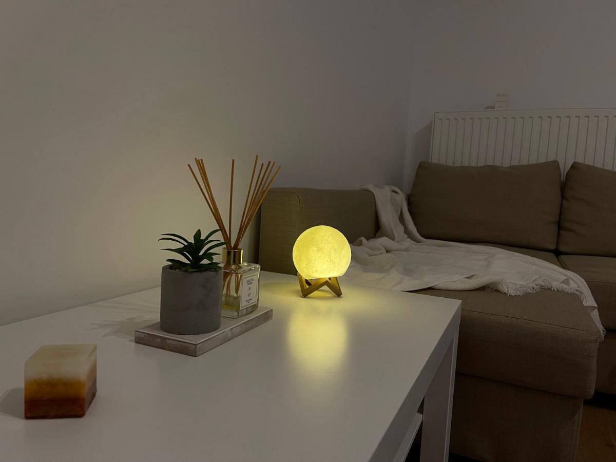 Energy Luxury Apartment Near Presidential Palace Bukares Bagian luar foto